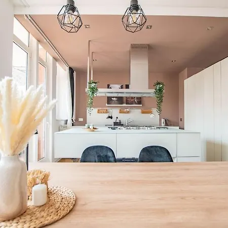 Centro Citta - Terrazzo Silenzioso Tatil Evi Trieste