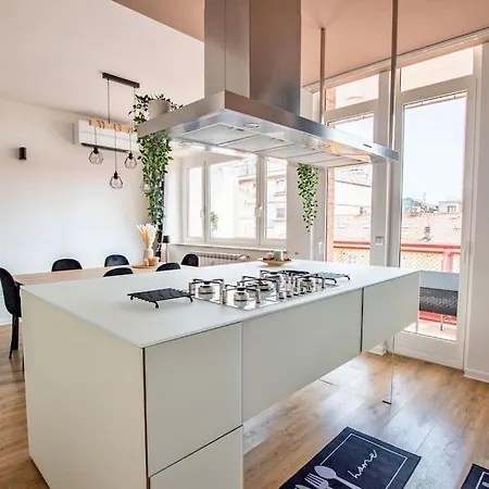Centro Citta - Terrazzo Silenzioso بيت للعطل *