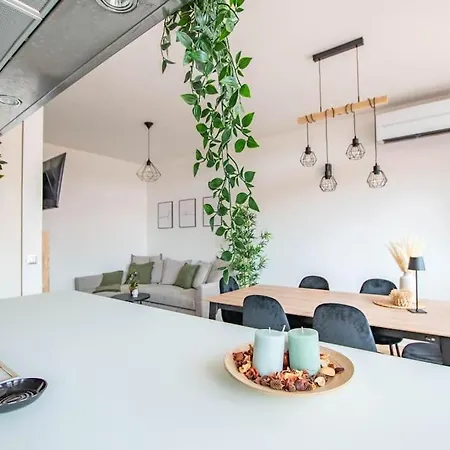 بيت للعطل Centro Citta - Terrazzo Silenzioso ترييستي