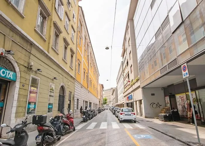 Centro - Terrazzo Silenzioso Hébergement de vacances *