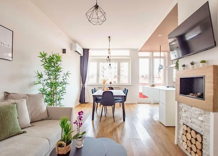 Centro - Terrazzo Silenzioso Hébergement de vacances *